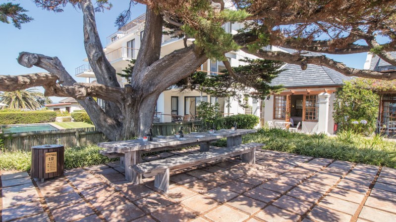 harbour-house-hotel-facilities-celebration-table