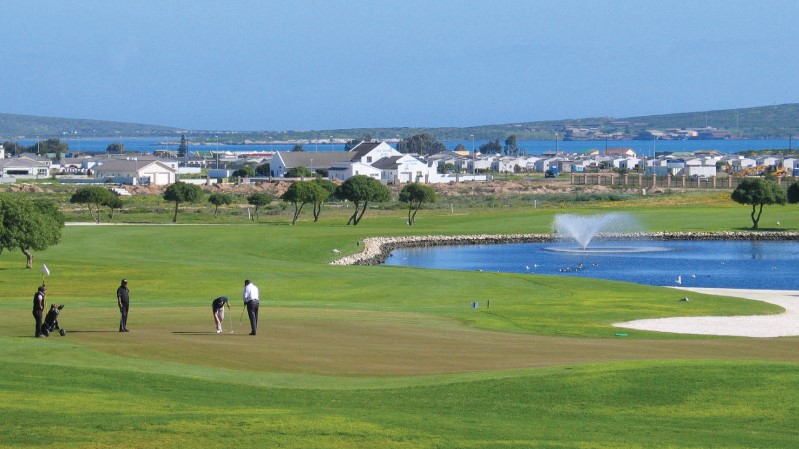 the-farmhouse-hotel-activities-golf-course